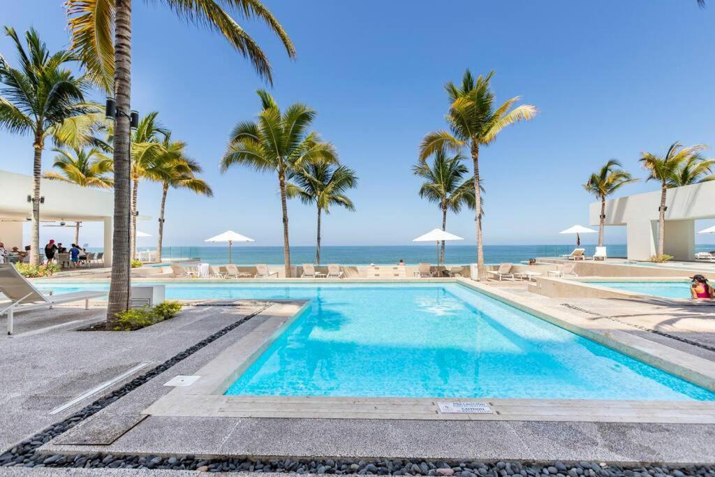 Harbor 7010 By Moikkarentals Beachfront 600Mb Wifi Puerto Vallarta Eksteriør billede